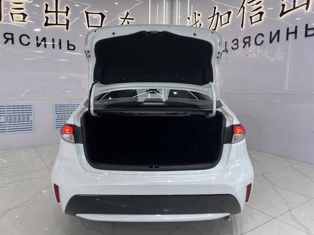 Toyota Corolla 2022, фото 17