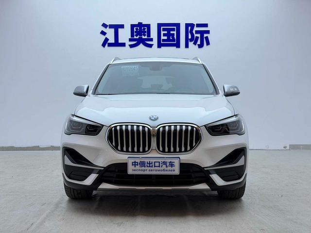 BMW X1 2022, фото 2