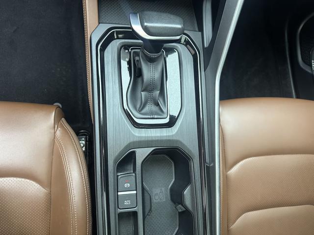 Geely Emgrand X6 2021, фото 17