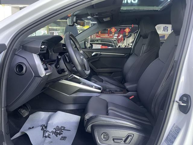 Audi A3 2023, фото 8