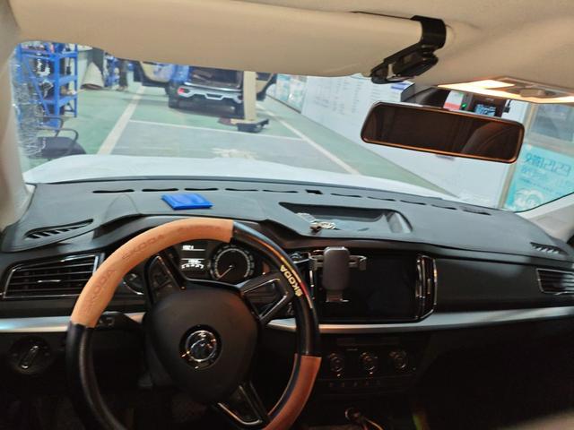 Skoda Kamik 2023, фото 9