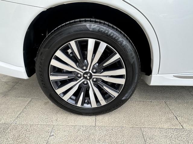 Mitsubishi Outlander 2021, фото 16