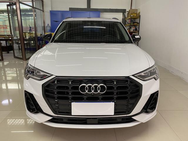 Audi Q3 2022, фото 2