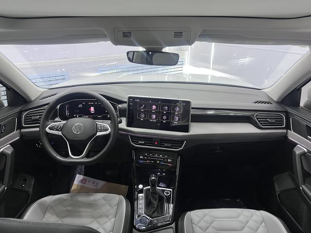 Volkswagen Tayron 2023, фото 15