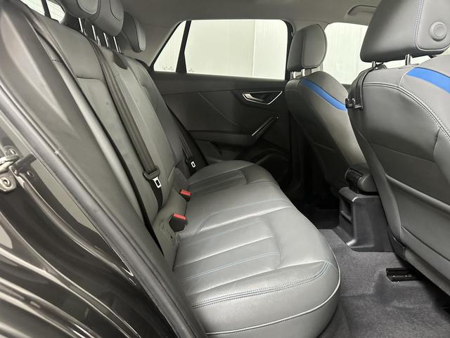 Audi Q2L 2022, фото 17