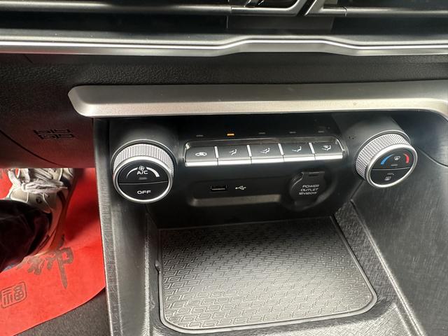 Geely Binyue 2021, фото 12