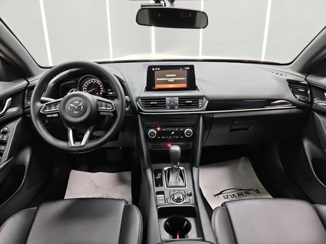 Mazda CX-4 2021, фото 11