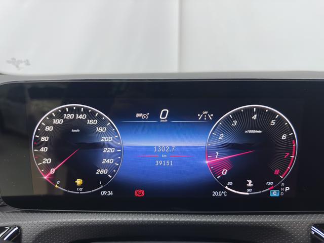 Mercedes-Benz A-Class 2023, фото 16