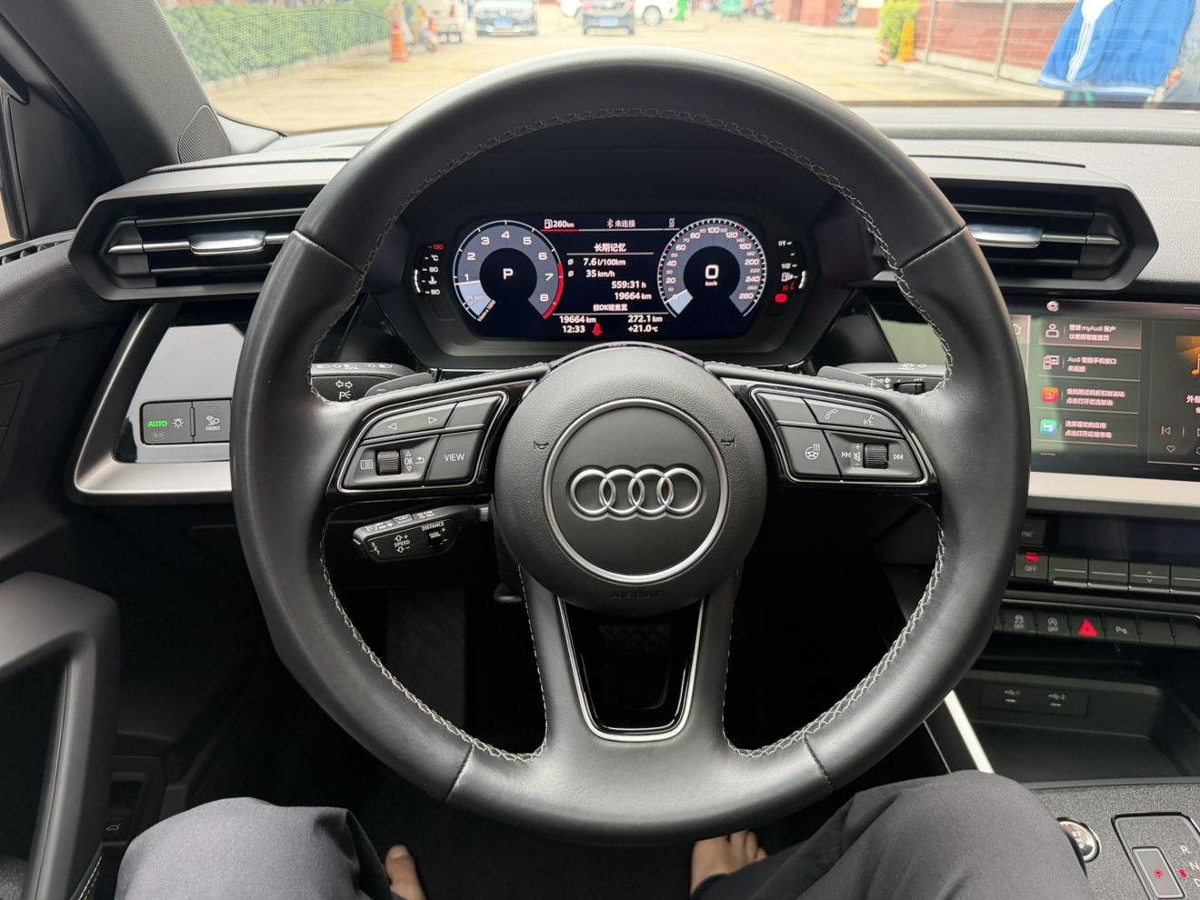 Audi A3 2023, фото 10