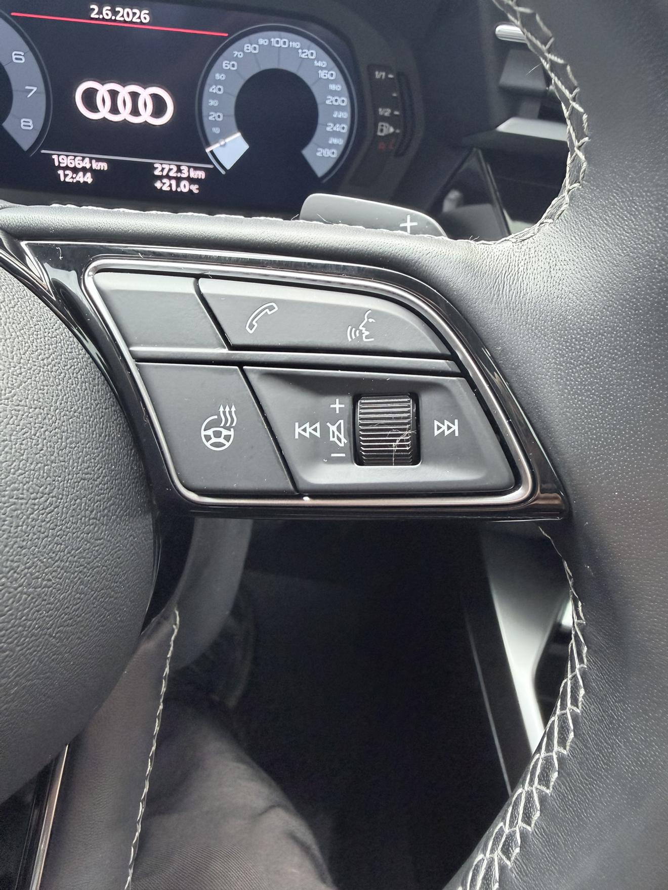 Audi A3 2023, фото 11