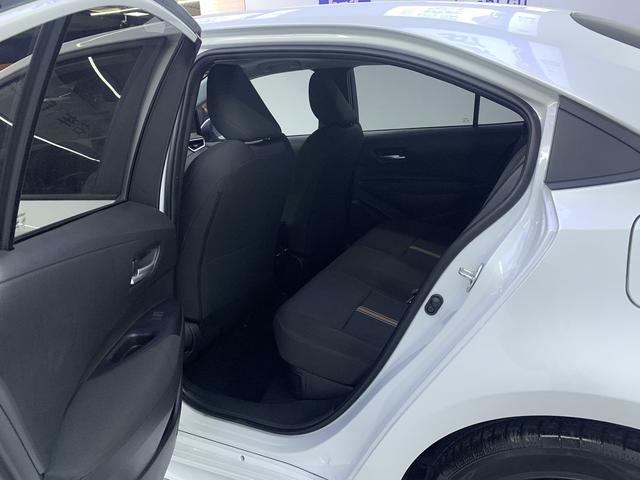 Toyota Corolla 2023, фото 12