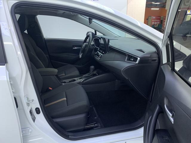 Toyota Corolla 2023, фото 17