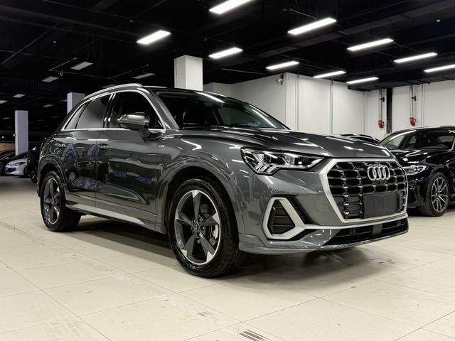 Audi Q3 2022, фото 4