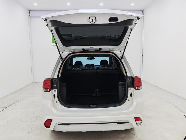 Mitsubishi Outlander 2021, фото 15