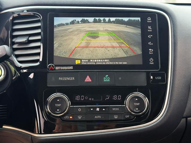 Mitsubishi Outlander 2021, фото 17