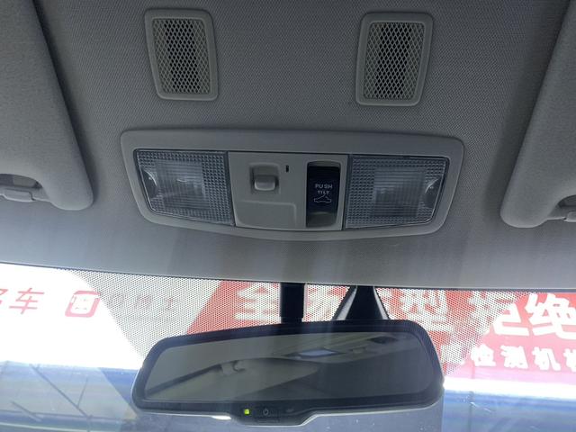 Mitsubishi Outlander 2021, фото 11