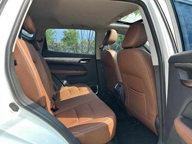 Geely Emgrand X6 2021, фото 14