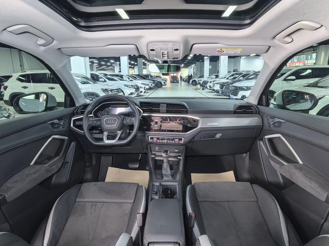 Audi Q3 2023, фото 15