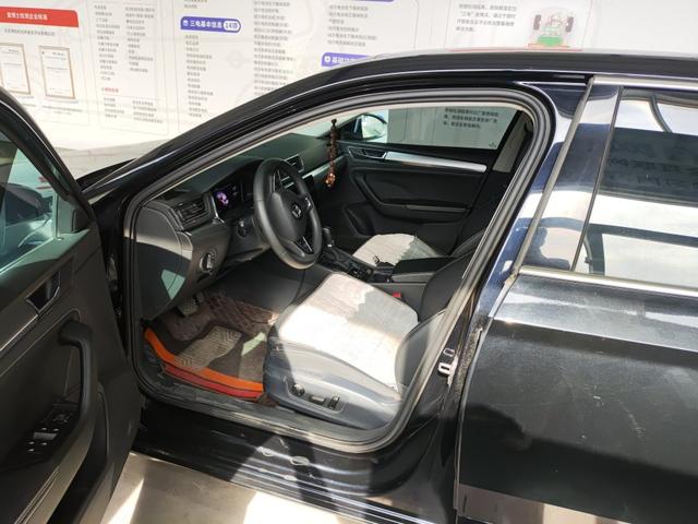 Skoda Superb 2022, фото 9