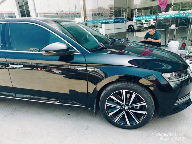 Skoda Superb 2022, фото 11