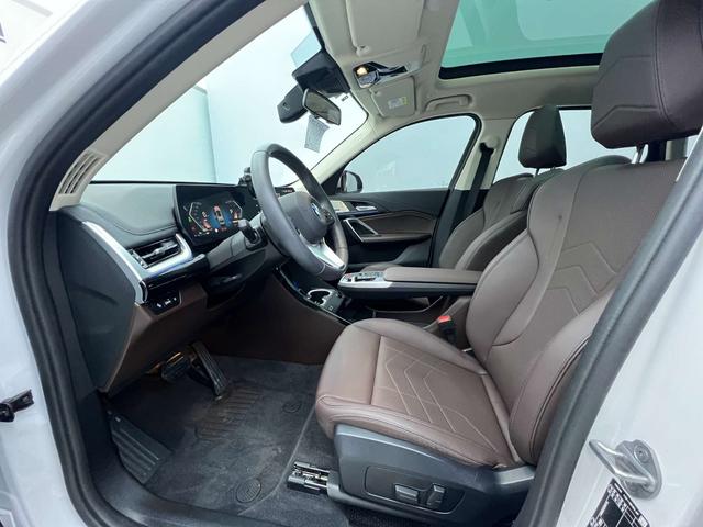 BMW X1 2023, фото 9