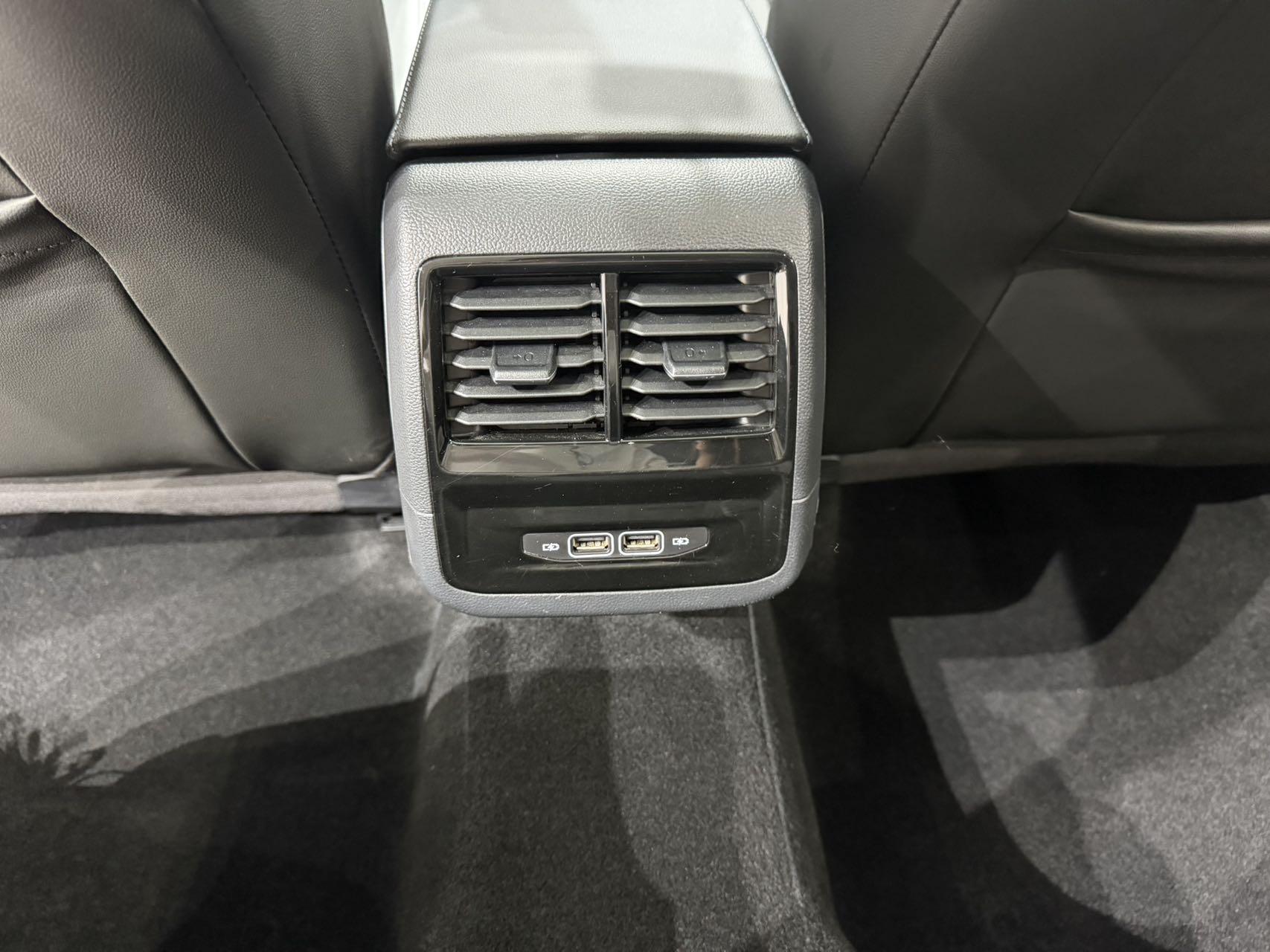 Volkswagen Jetta 2022, фото 14