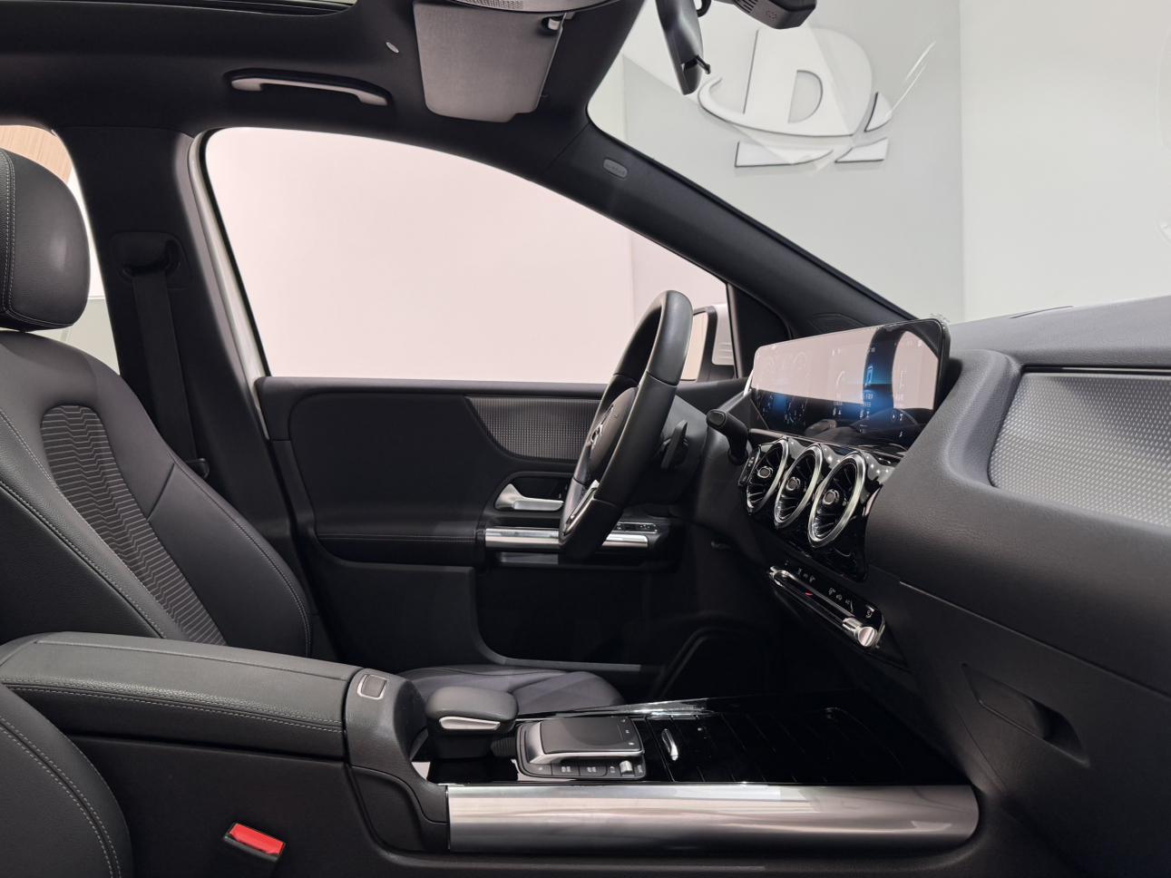 Mercedes-Benz B-Class 2021, фото 14