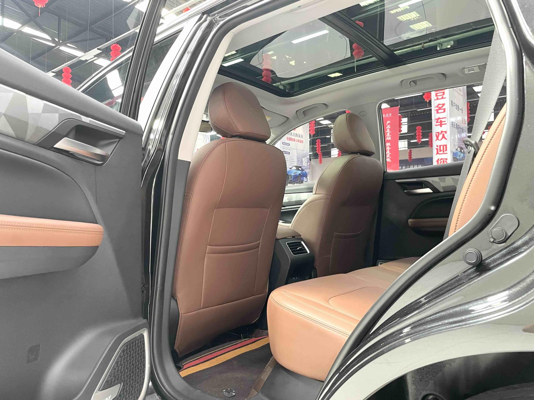 Geely Emgrand X6 2021, фото 10