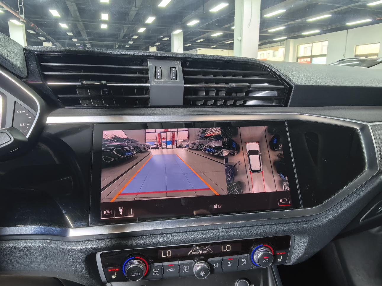 Audi Q3 2023, фото 14