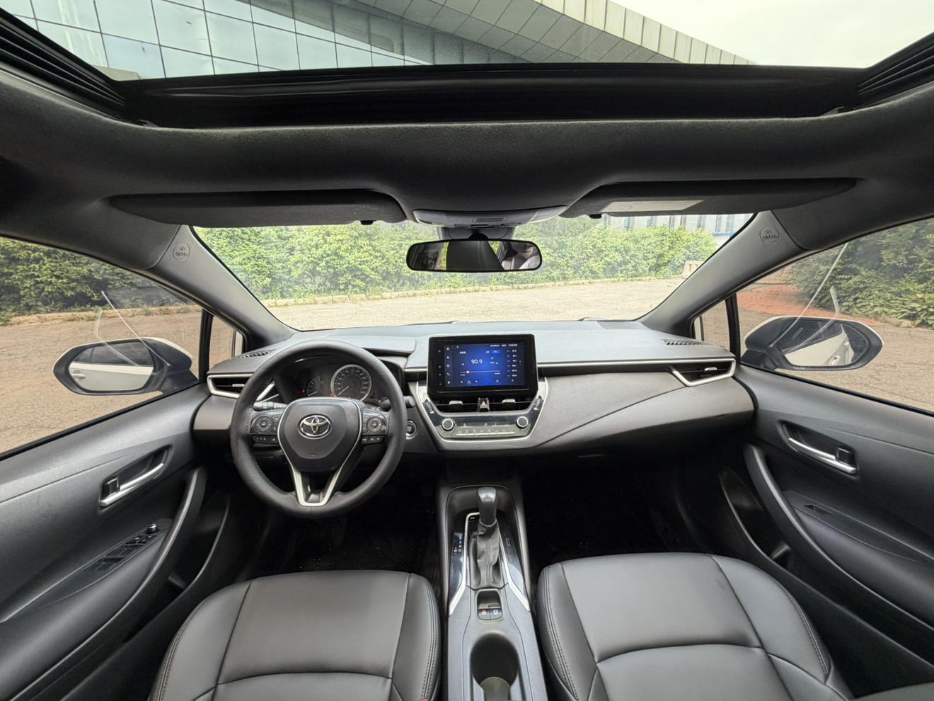 Toyota Corolla 2022, фото 8