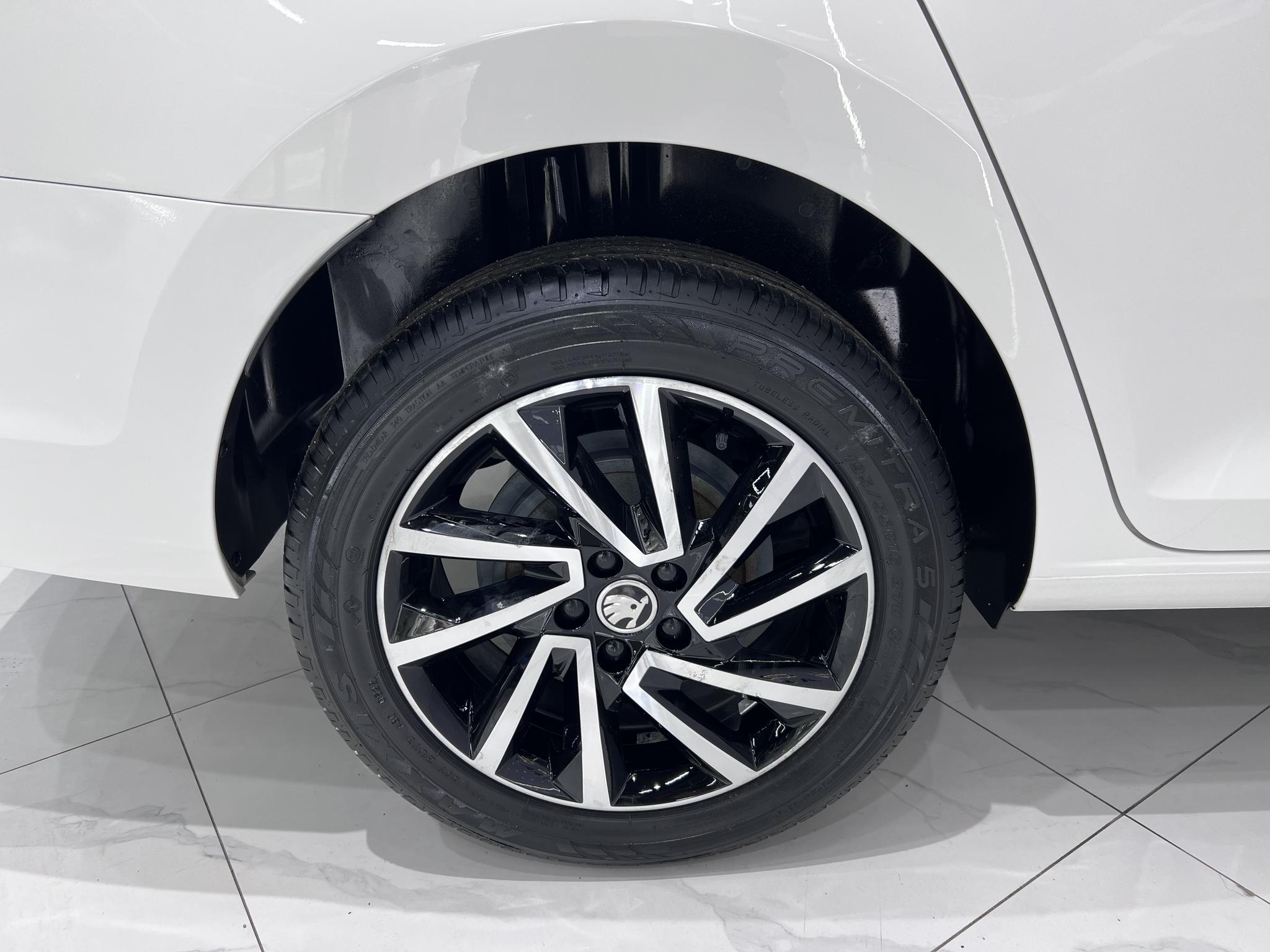 Skoda Rapid 2022, фото 17