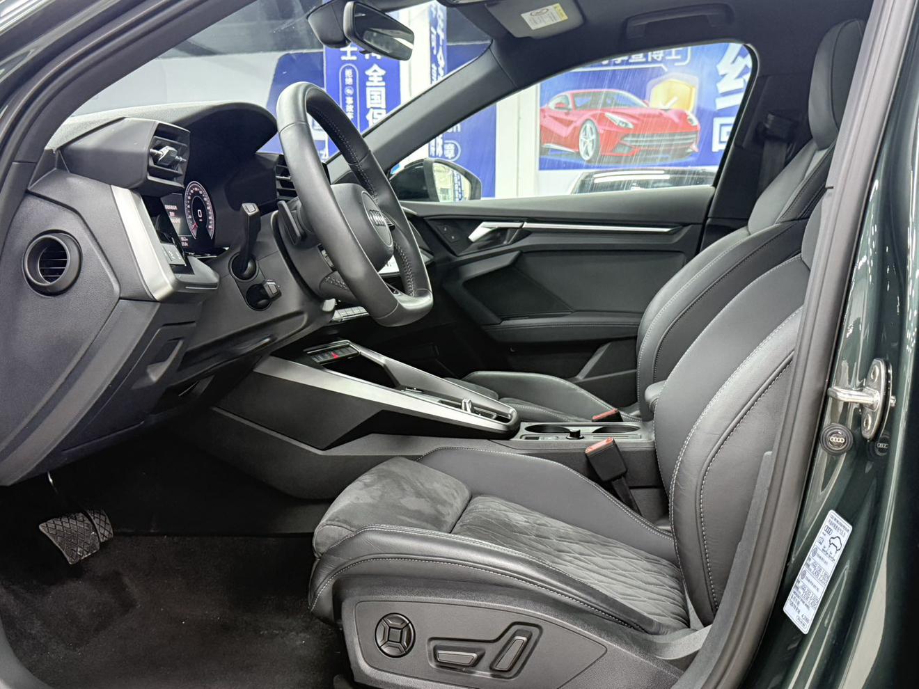 Audi A3 2021, фото 15