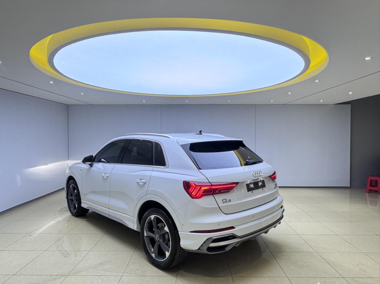 Audi Q3 2022, фото 4
