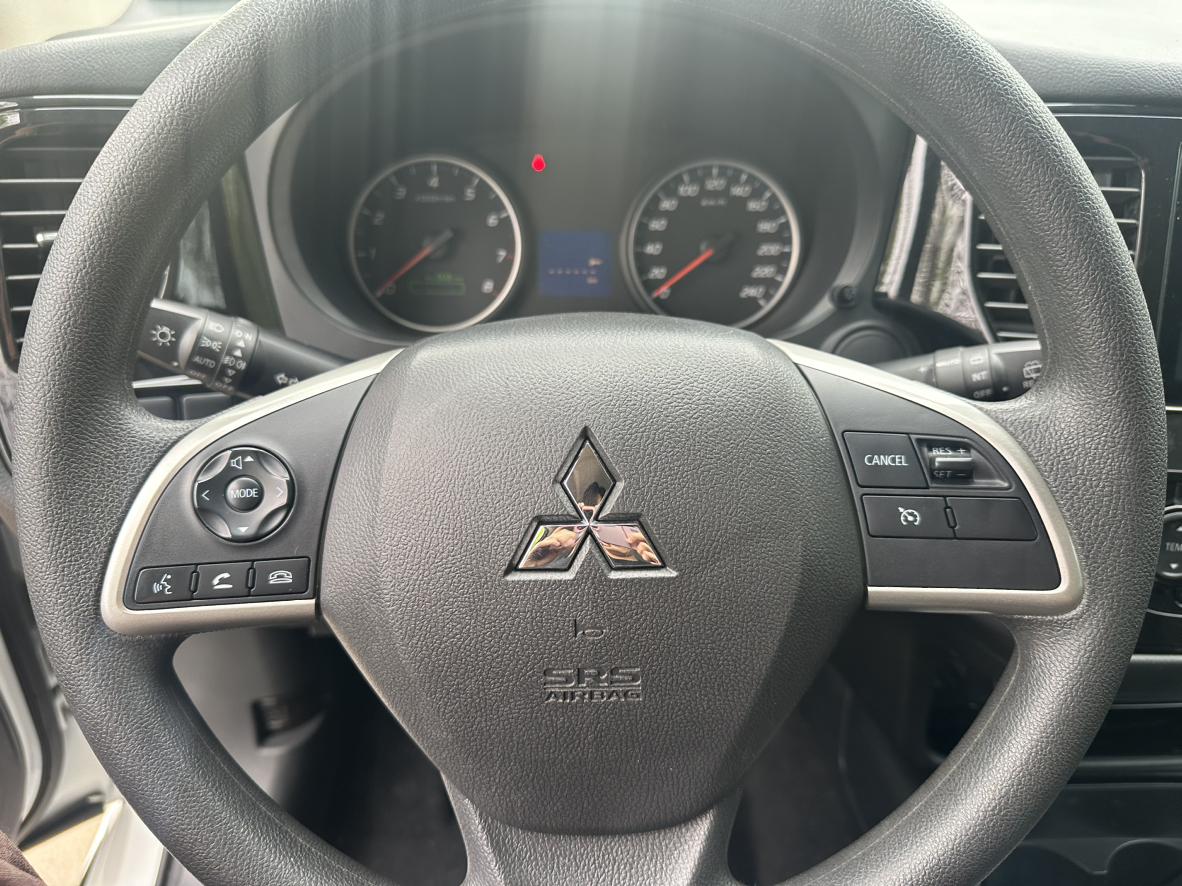 Mitsubishi Outlander 2021, фото 14