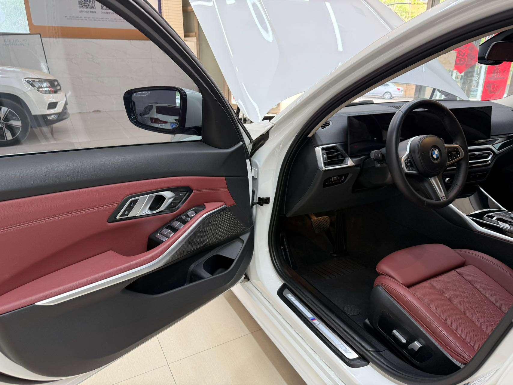 BMW 3 2023, фото 8