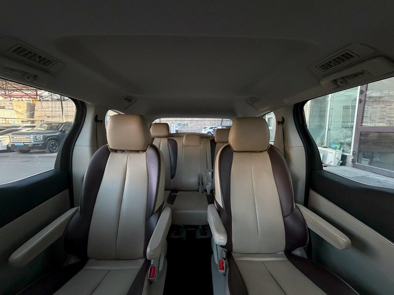 Buick GL8 2022, фото 6