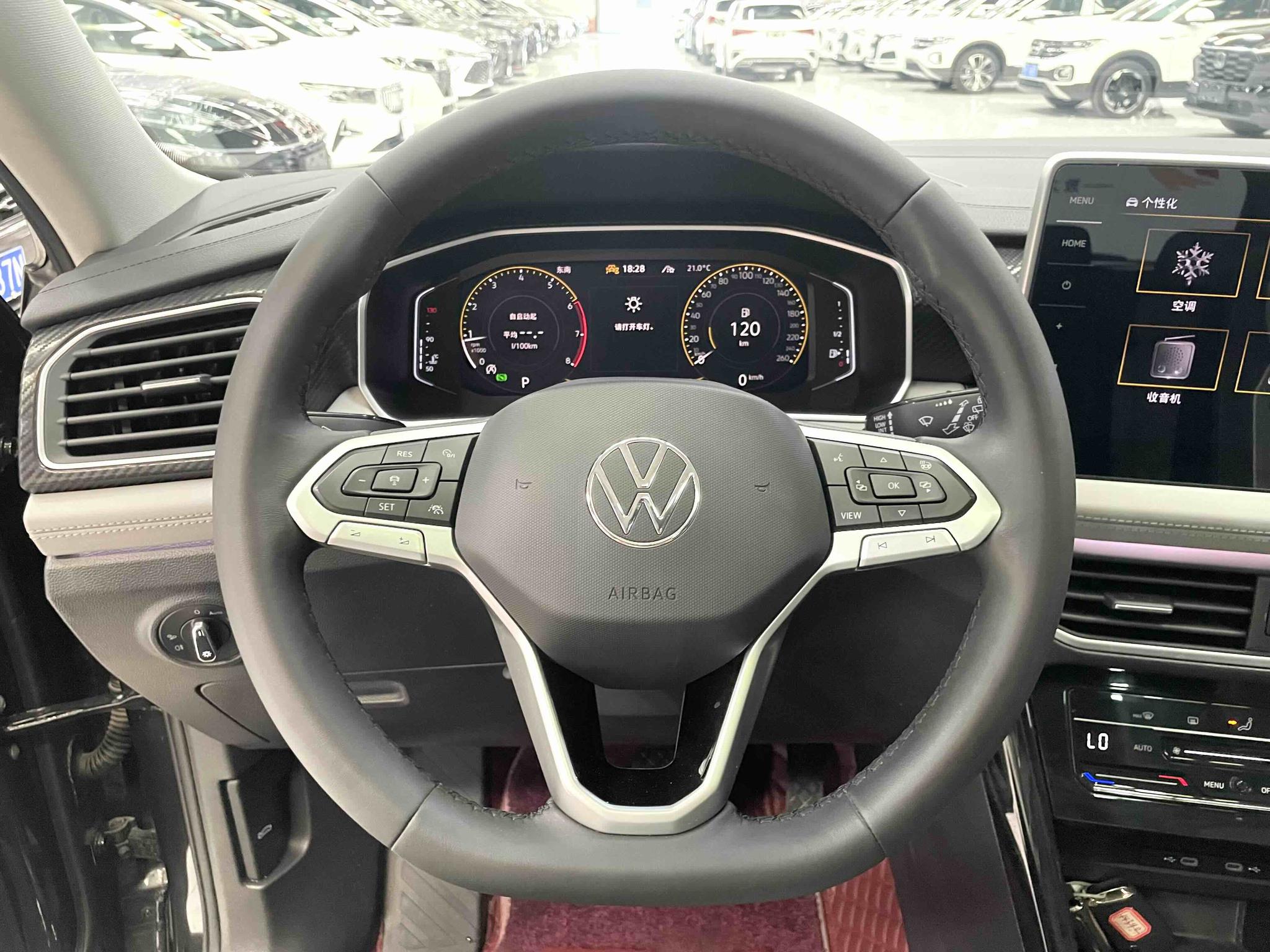 Volkswagen Tayron 2023, фото 8