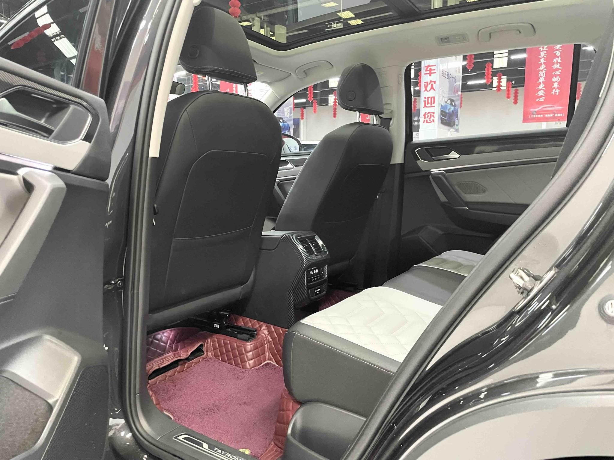 Volkswagen Tayron 2023, фото 10