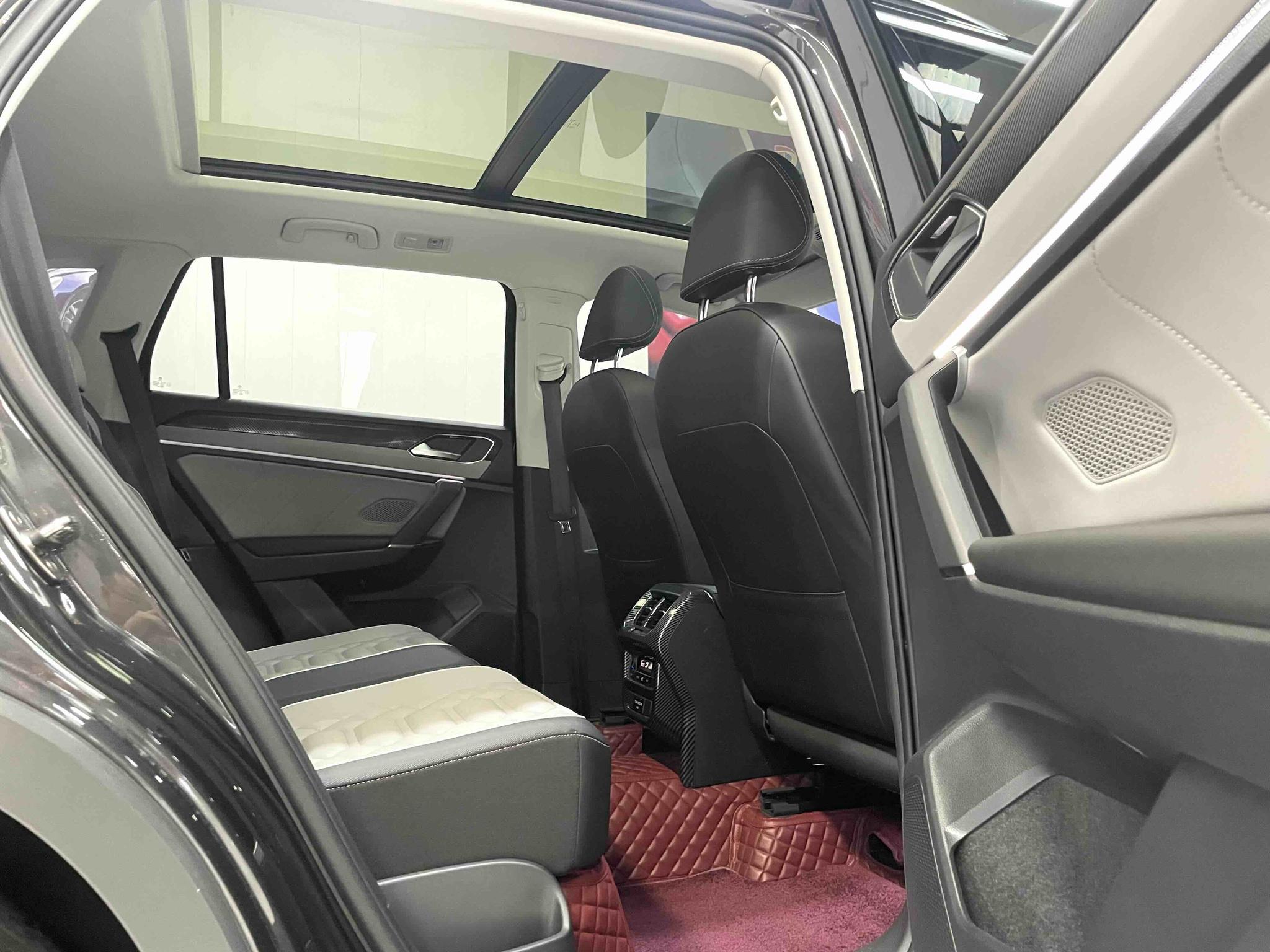 Volkswagen Tayron 2023, фото 13