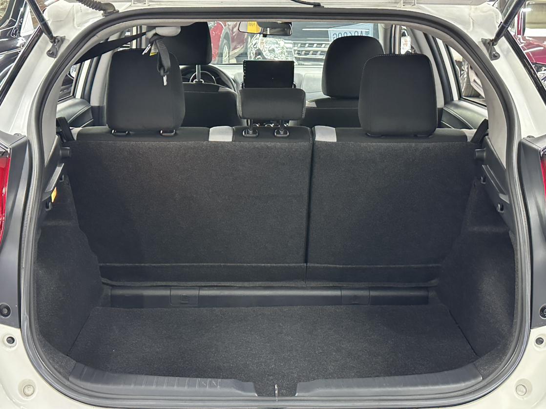 Toyota Yaris 2022, фото 14
