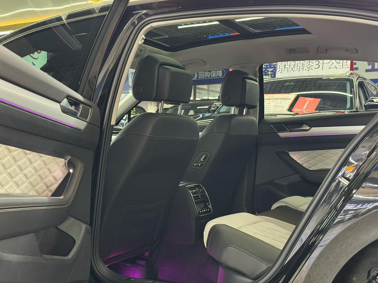 Volkswagen Passat 2023, фото 5