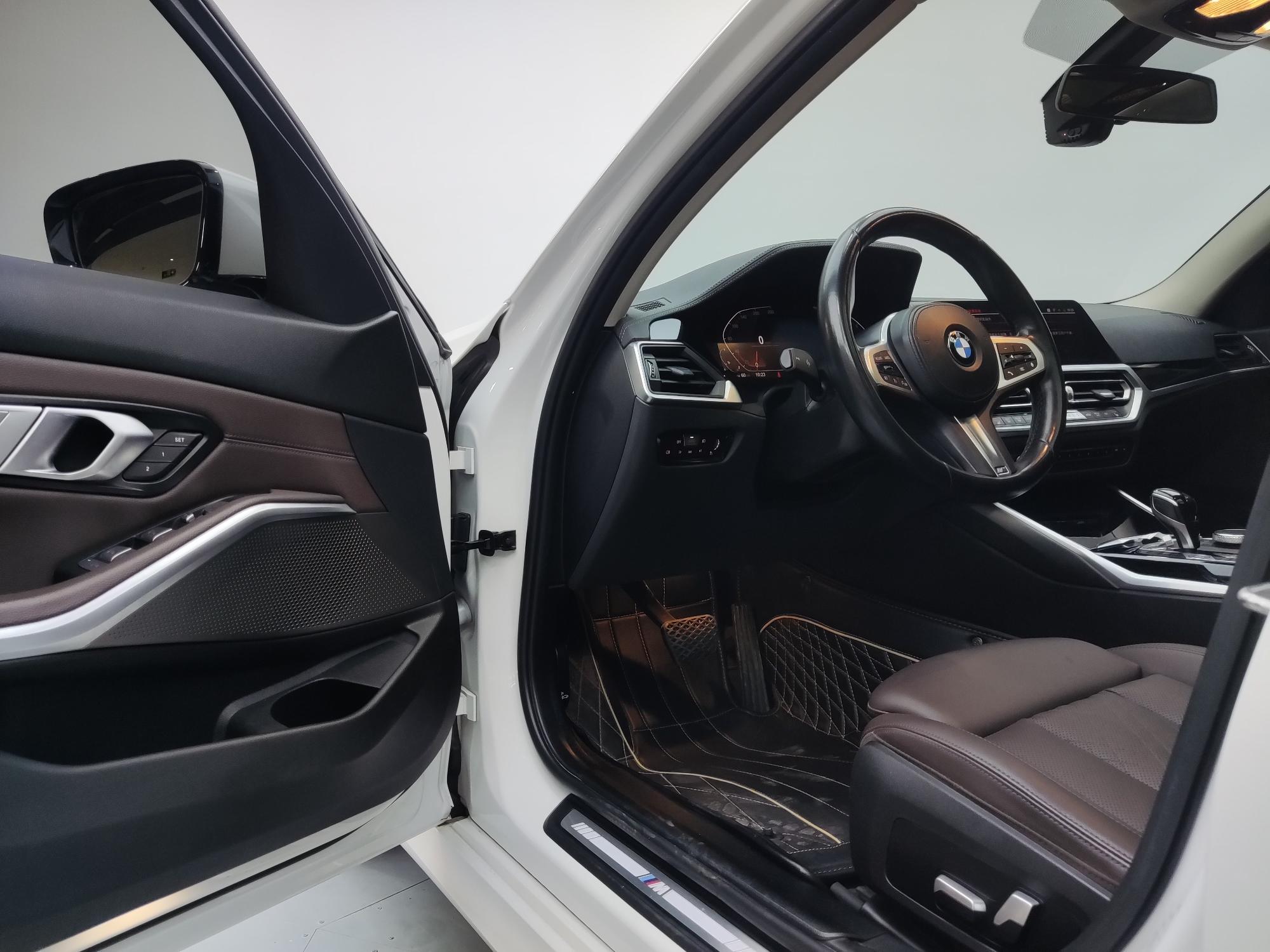 BMW 3 2022, фото 14