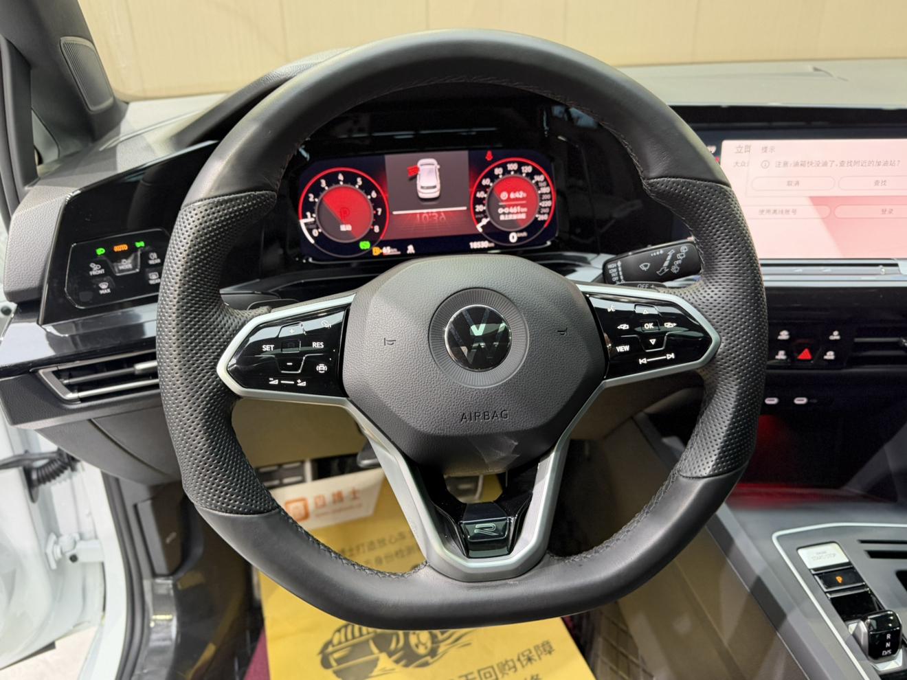 Volkswagen Golf 2023, фото 9