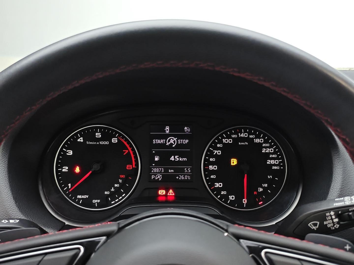 Audi Q2L 2022, фото 15