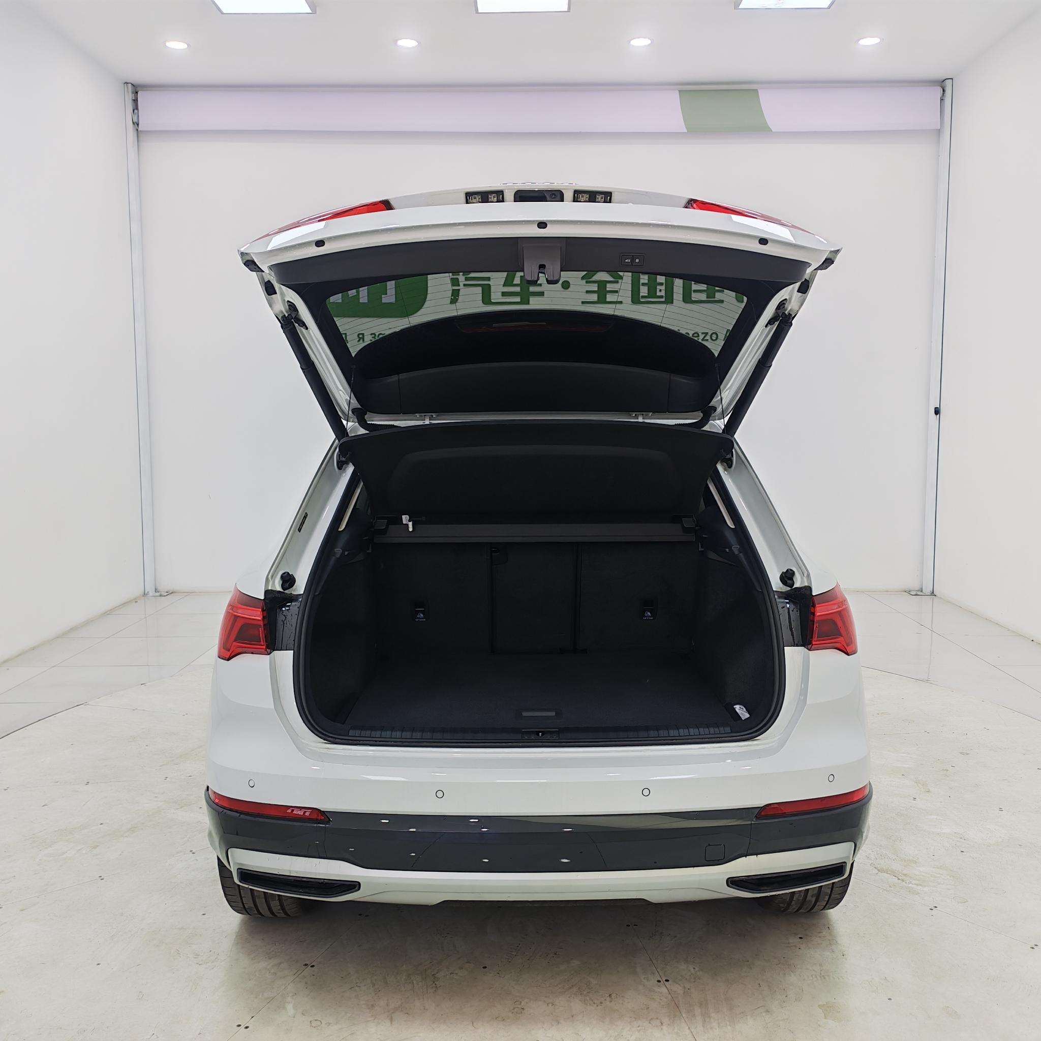 Audi Q3 2023, фото 16
