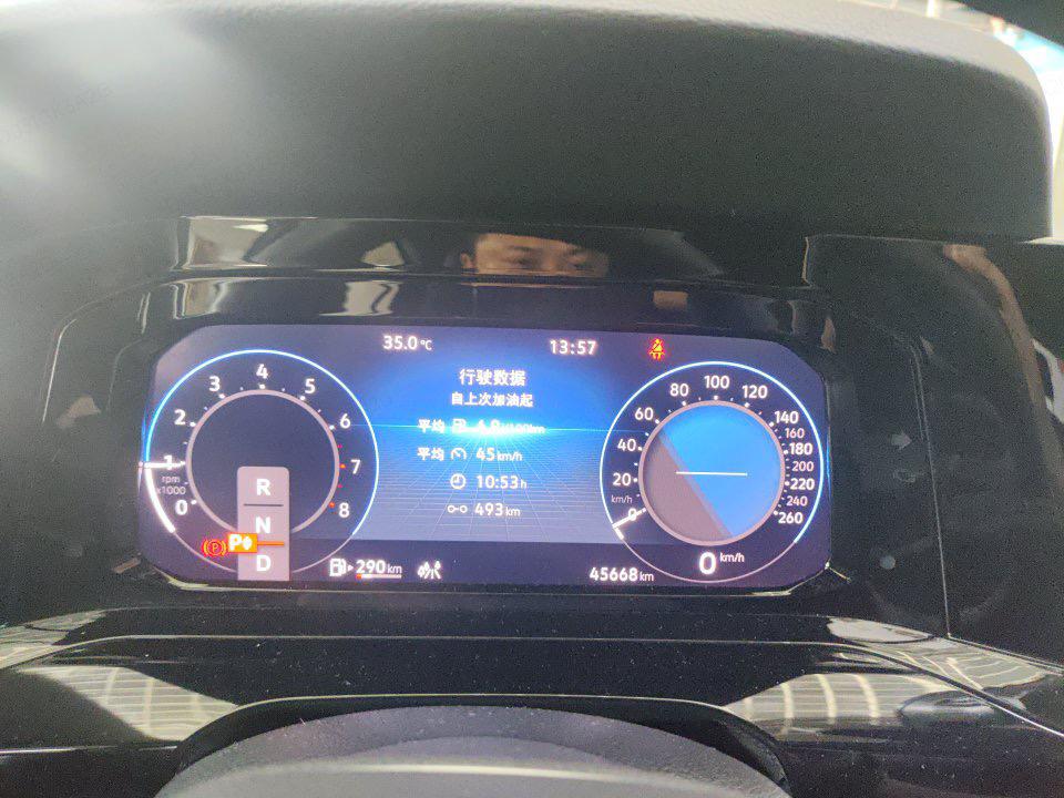 Volkswagen Golf 2023, фото 8