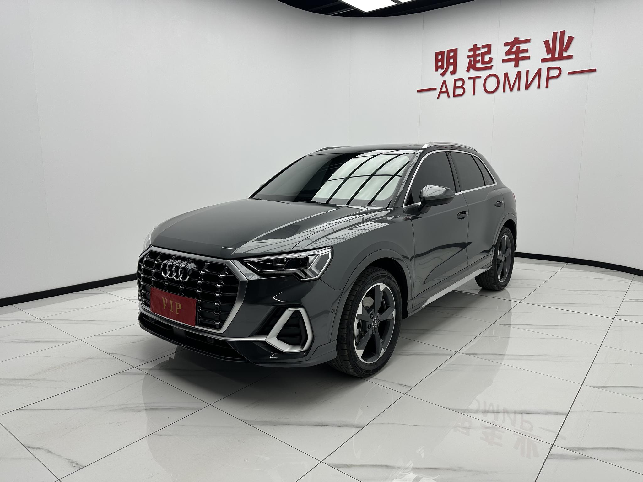 Audi Q3 2023, фото 4