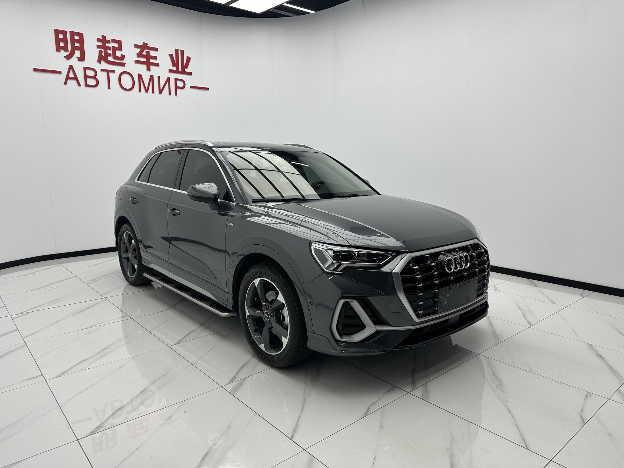 Audi Q3 2023, фото 3