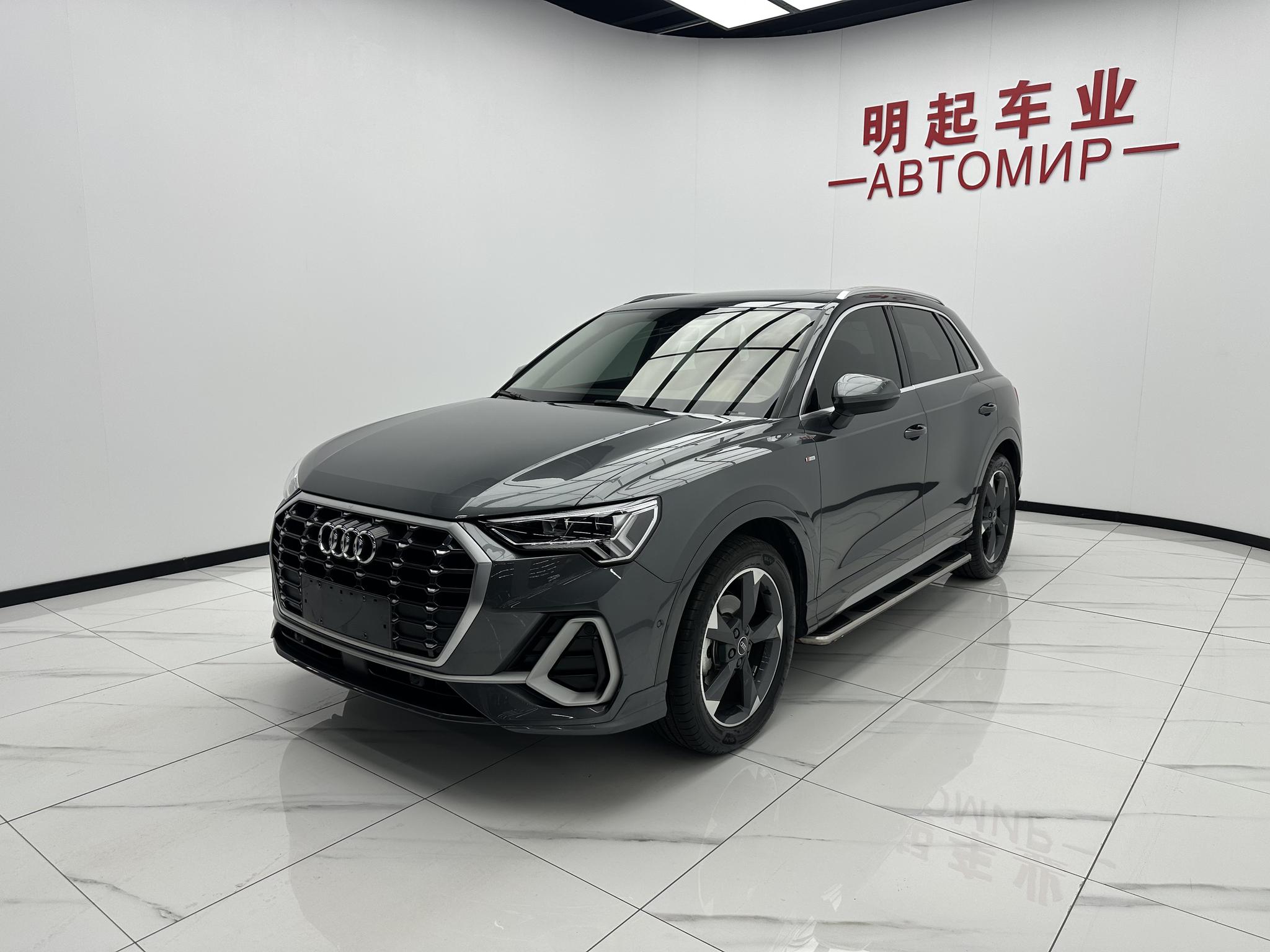 Audi Q3 2023, фото 4