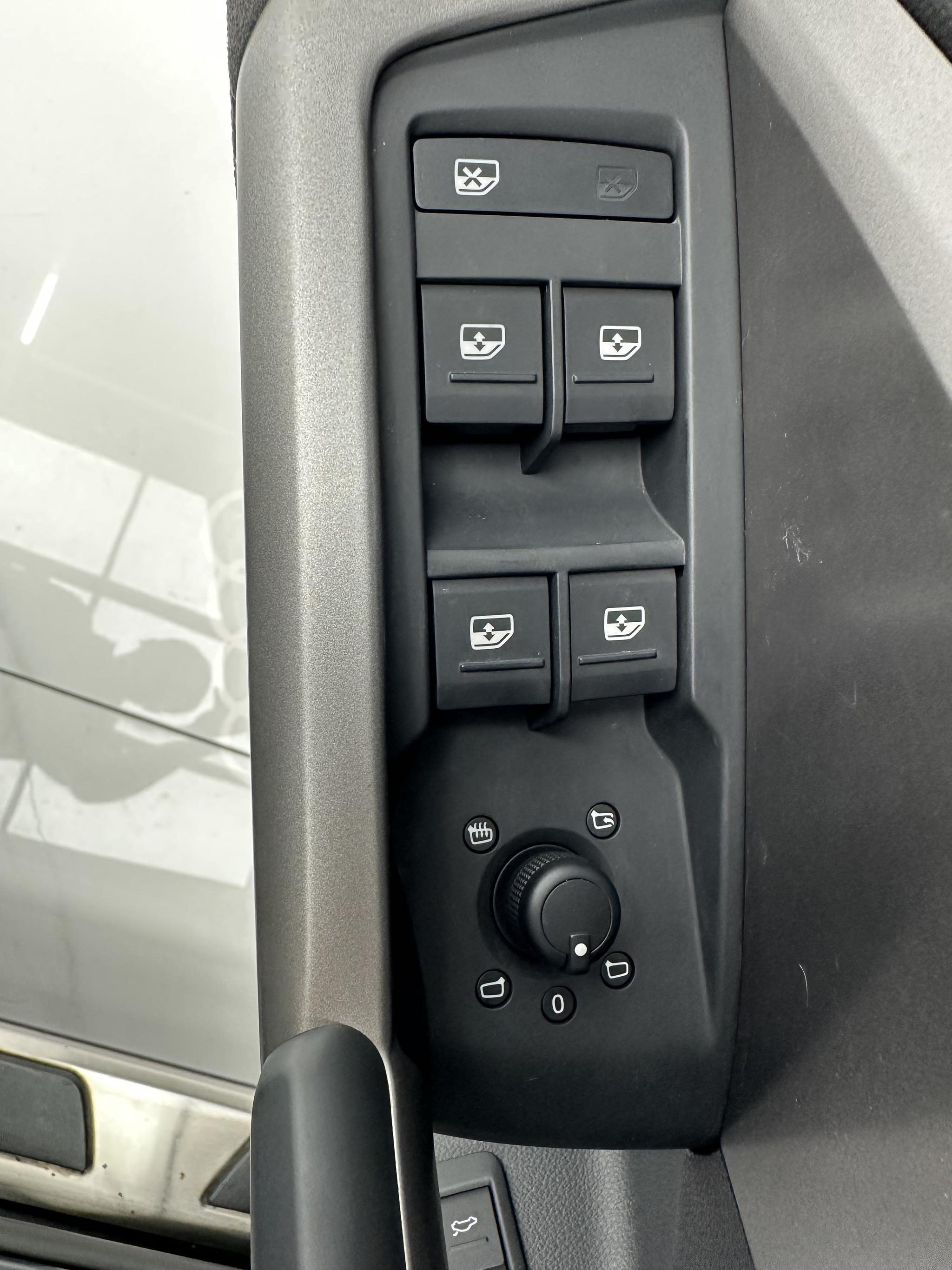 Audi Q3 2023, фото 12